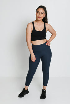 Denisa - Height: 5'9 | Wearing Size 10 Tall
